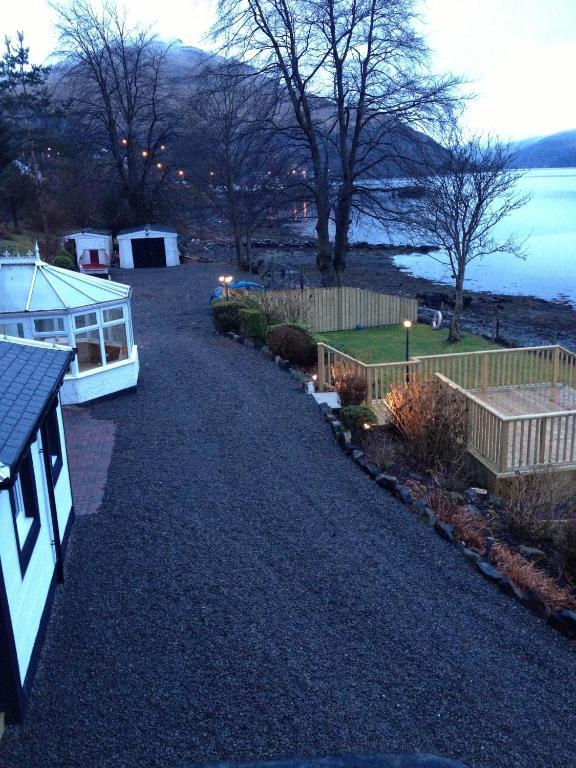 Lochside Guest House Arrochar Exteriör bild